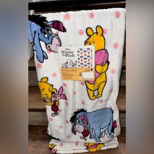 Super Cute 🥰 Disney Winnie The Pooh Eeyore Valentines Day Throw Blanket 50”x 70”